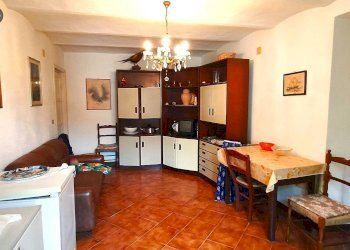 Foto 11 - Casa indipendente Roboaro
 
1, Pareto - foto 11