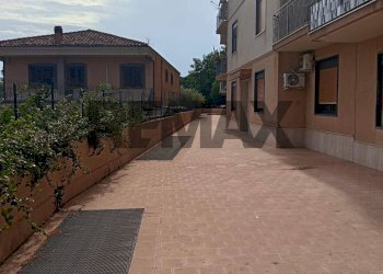 Edificio all\'aperto - Appartamento Via Santa Sofia
 
20, Catania - foto 38