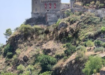 Vista delle montagne - Villa Via Cappuccini
 
1, Savoca - foto 8