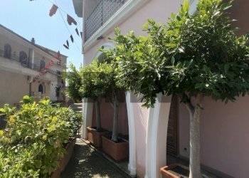 Edificio all\'aperto - Villa Via Cappuccini
 
1, Savoca - foto 79