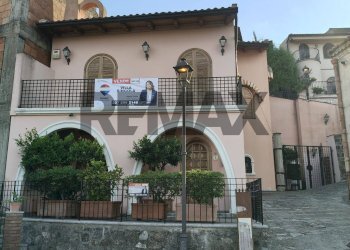 Casa all\'aperto - Villa Via Cappuccini
 
1, Savoca - foto 1