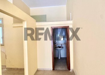 Hall / corridoio - Locale Commerciale Via Alessandria
7, Lentini - foto 4