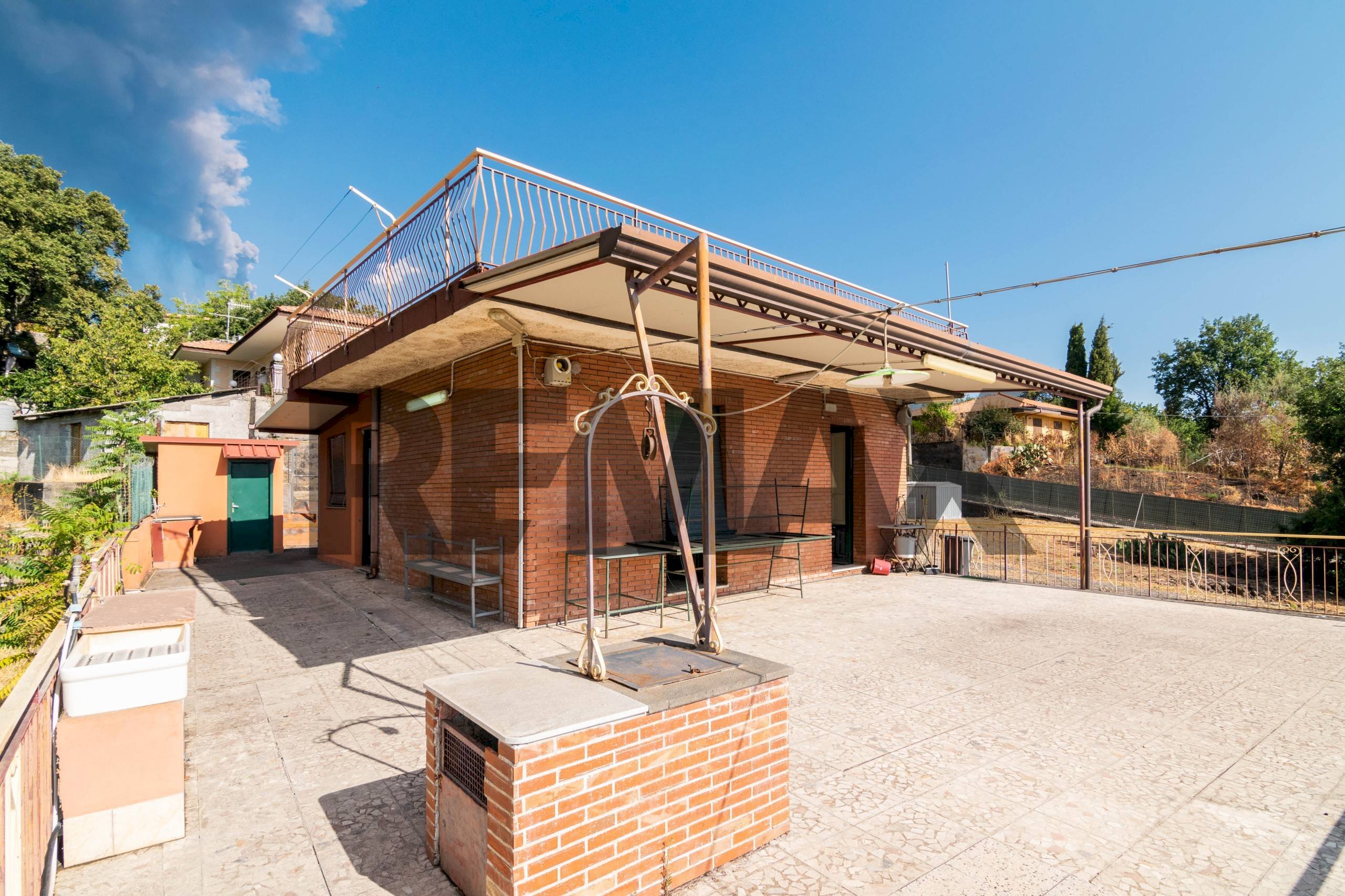 Casa all\'aperto - Casa indipendente Via Bruno Giordano/Via Passopomo
30, Zafferana Etnea - foto 2