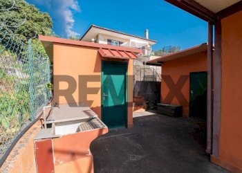 Terrazza - Casa indipendente Via Bruno Giordano/Via Passopomo
 
30, Zafferana Etnea - foto 16