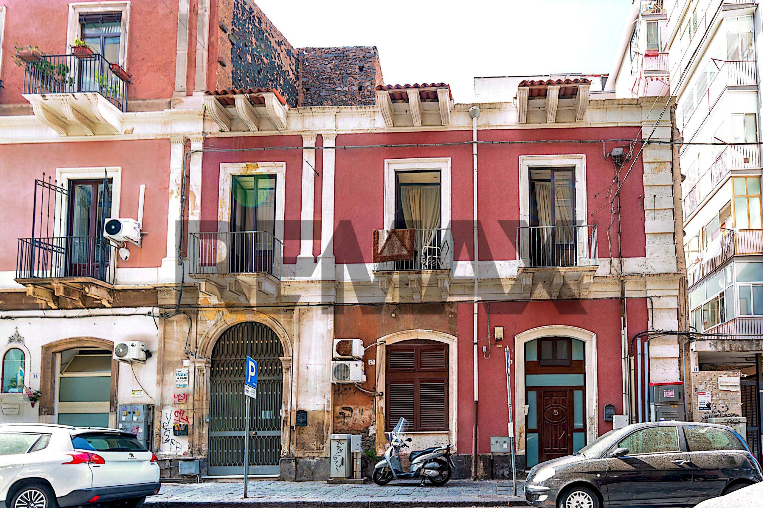 Edificio all\'aperto - Appartamento Via Conte Di Torino
 
57, Catania - foto 2
