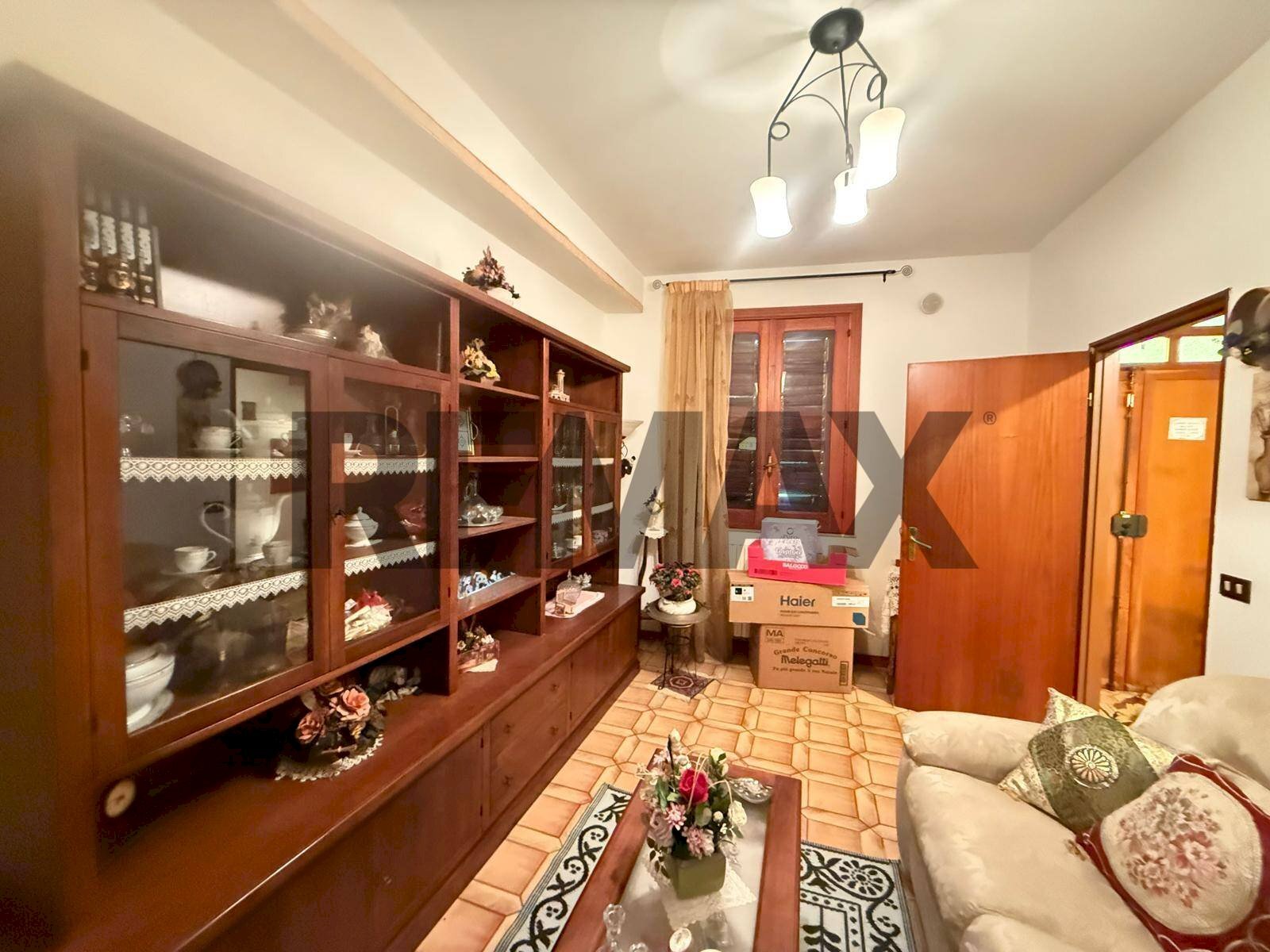 Cantina - Three-room apartment Via Cavour
 
26, Buscemi - photo 1