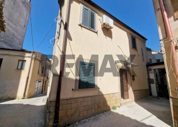 Casa all\'aperto - Independent house Via Archimede
 
61, 63, Enna - photo 2