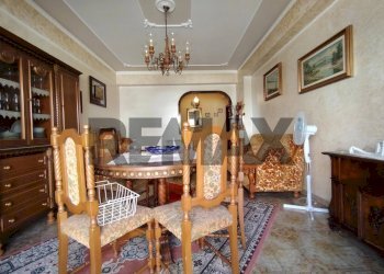 Sala da pranzo - Quadrilocale via alcide de gasperi
 
43, San Filippo del Mela - foto 8