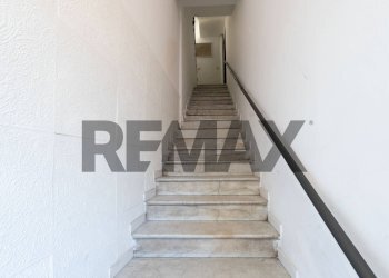 Scale - Casa indipendente Via  Ospedale Vecchio
 
35, Catania - foto 2