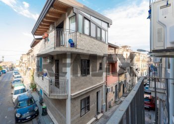 Edificio all\'aperto - Casa indipendente Via  Ospedale Vecchio
 
35, Catania - foto 41