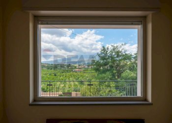 Vista delle montagne - Villa pasteria
 
19/E, Calatabiano - photo 49