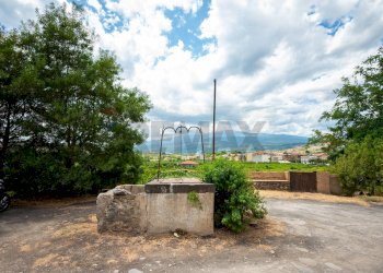 Vista delle montagne - Villa pasteria
 
19/E, Calatabiano - photo 82