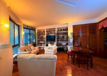 Sala da pranzo - Apartment viale annunziata
 
42, Priolo Gargallo - photo 1