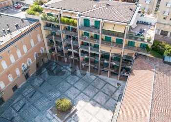 Edificio all\'aperto - Two-room apartment Piazza Cosenza
 
6, Salsomaggiore Terme - photo 2