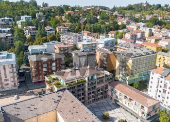 Edificio all\'aperto - Two-room apartment Piazza Cosenza
 
6, Salsomaggiore Terme - photo 3