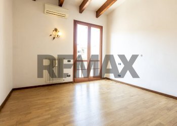 Stanza vuota - Two-room apartment Piazza Cosenza
 
6, Salsomaggiore Terme - photo 9