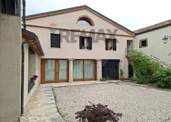Casa all\'aperto - Two-room apartment Via Rizzera
 
15, Vittorio Veneto - photo 1