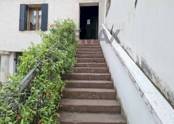 Scale - Two-room apartment Via Rizzera
 
15, Vittorio Veneto - photo 6