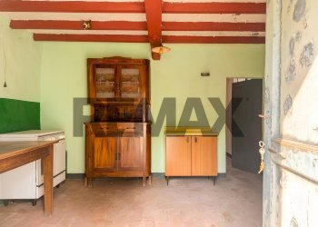 Cucina - Semi-detached house Via Pianzo Montae Sopra Montale
 
15, Casina - photo 7
