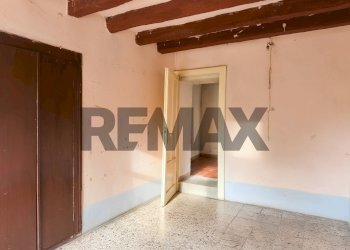 Stanza vuota - Semi-detached house Via Pianzo Montae Sopra Montale
 
15, Casina - photo 15