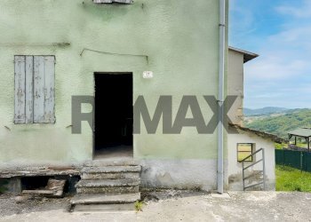 Casa all\'aperto - Semi-detached house Via Pianzo Montae Sopra Montale
 
15, Casina - photo 16
