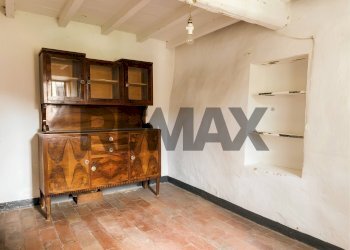 Stanza vuota - Semi-detached house Via Pianzo Montae Sopra Montale
 
15, Casina - photo 17