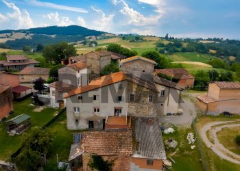 Casa all\'aperto - Semi-detached house Via Pianzo Montae Sopra Montale
 
15, Casina - photo 25