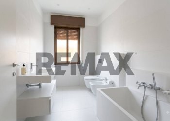 Bagno - Casa indipendente Via Paolo Braccini angolo Via XXV Aprile
 
19, Comiso - foto 12