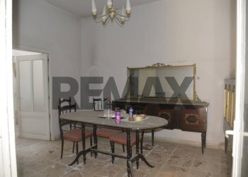 Sala da pranzo - Casa indipendente Via Paolo Braccini angolo Via XXV Aprile
 
19, Comiso - foto 18