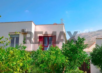Casa all\'aperto - Semi-detached house Via Vincenzo Badalucco
 
40, Valderice - photo 2