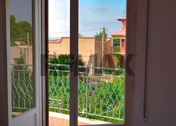 Balcone - Semi-detached house Via Vincenzo Badalucco
 
40, Valderice - photo 6