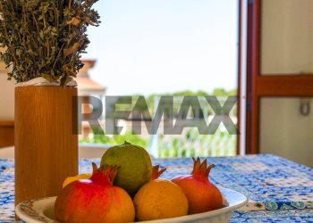 Dettagli - Semi-detached house Via Vincenzo Badalucco
 
40, Valderice - photo 8