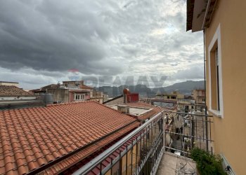Balcone - Quadrilocale CHIASSO MESSINA
6, Monreale - foto 1