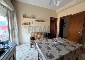 Camera / camera da letto - Quadrilocale CHIASSO MESSINA
6, Monreale - foto 8