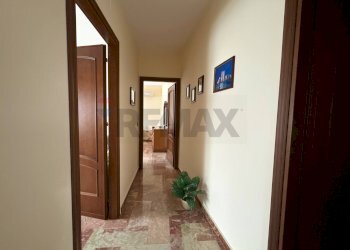 Hall / corridoio - Quadrilocale CHIASSO MESSINA
6, Monreale - foto 11