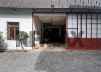Edificio all\'aperto - Attività Commerciale Via Partigiani
15, Gravellona Toce - foto 8