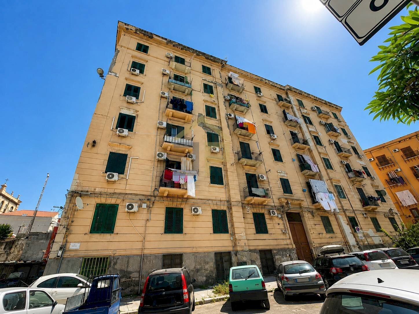 Foto 1 - Apartment Piazza Carlo Maria Ventimiglia
 
1, Palermo - photo 1