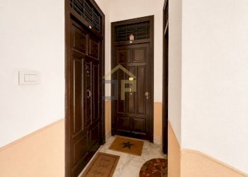 Foto 13 - Apartment Piazza Carlo Maria Ventimiglia
 
1, Palermo - photo 13
