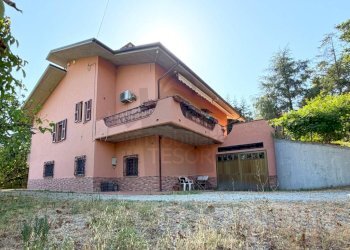 Facciata - Villa via Capicchio, 69, San Leo - photo 4