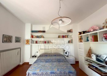 Camera da letto - Villa via Capicchio, 69, San Leo - photo 13