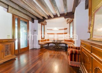 Sala da pranzo - Villa Via IV Novembre
 
8, Casier - foto 14