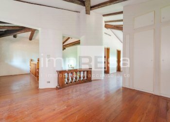 Piano mansarda - Villa Via IV Novembre
 
8, Casier - foto 40