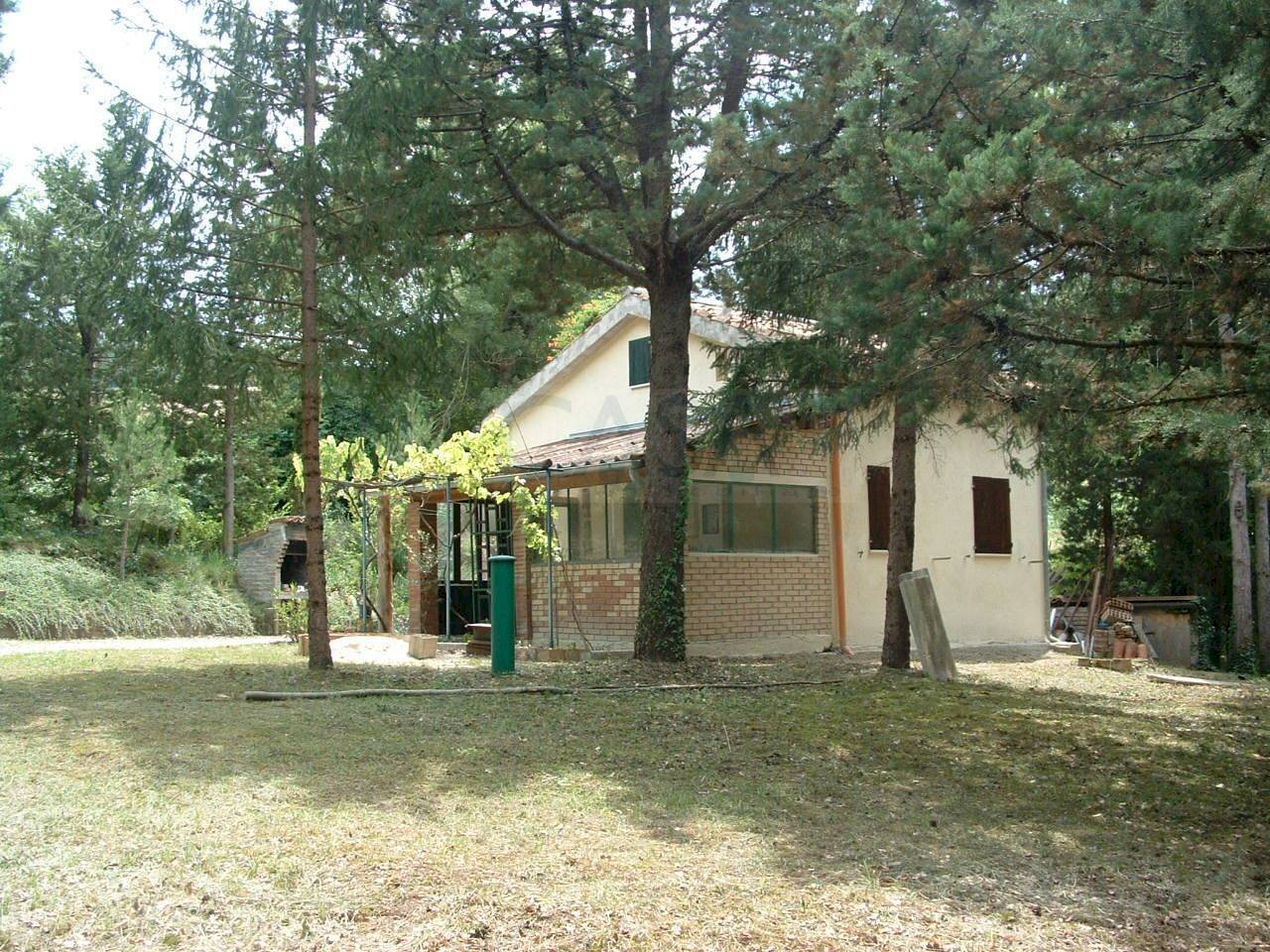 Foto 1 - Rustico Frazione Attiggio, Fabriano - foto 1