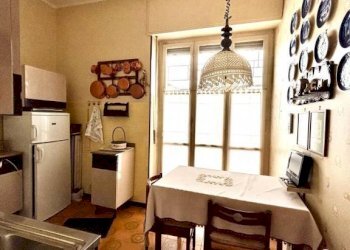 Cucina - Trilocale corso Nizza, 45, Cuneo (zona Centro) - foto 1