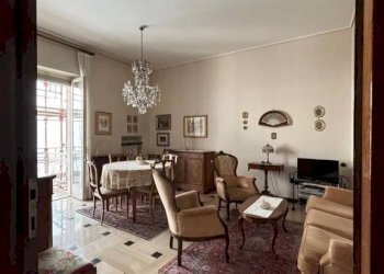 Soggiorno - Trilocale corso Nizza, 45, Cuneo (zona Centro) - foto 7