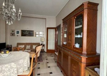 Soggiorno - Three-room apartment corso Nizza, 45, Cuneo (neighborhood Centro) - photo 9
