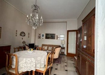 Soggiorno - Trilocale corso Nizza, 45, Cuneo (zona Centro) - foto 10