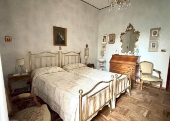 Camera da letto - Trilocale corso Nizza, 45, Cuneo (zona Centro) - foto 15