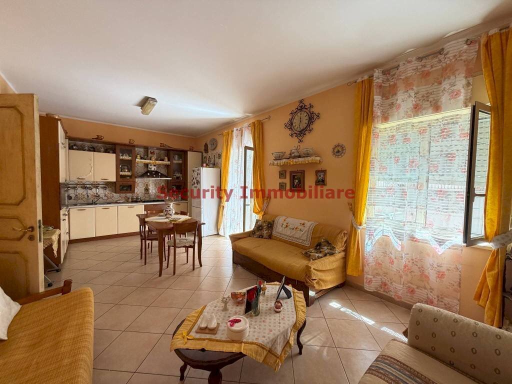Cucina - Appartamento via Filippo Turati, Sciacca - foto 1