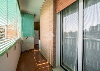 Four-room apartment Via Rivoluzione D'Ottobre, Reggio nell'Emilia - photo 9